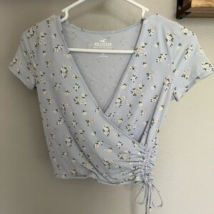 Hollister Women's Blue Floral Wrap Top
